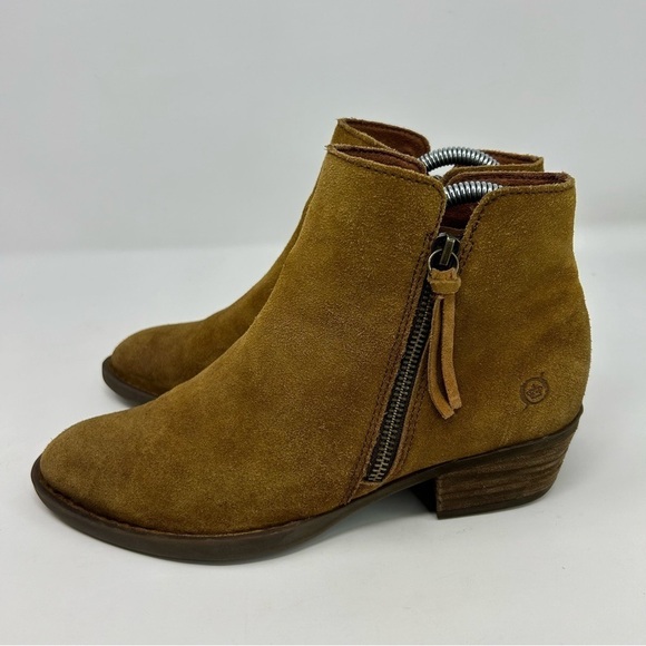 Born Camel Brown Leather Outside Zipper Ankle Boots Size 7.5 Almond Toe - Picture 7 of 16